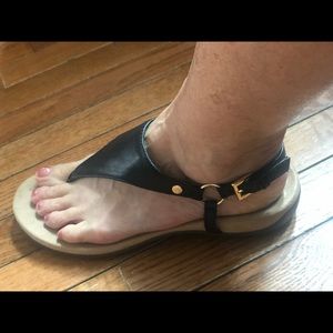 Vionic Rest Kirra black leather sandals